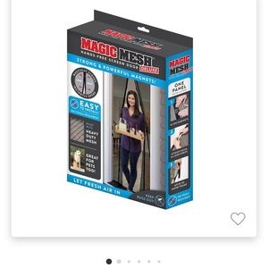 Magic Mesh Screen Door